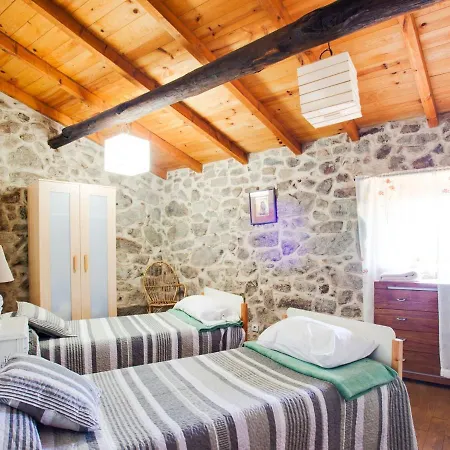 In Castrotane Near Sil Canon بيت للعطل Castillon (Galicia)